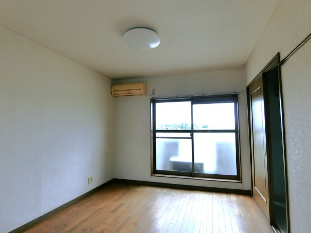 スマートレジデンス九十九里の洋室