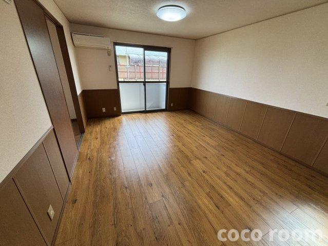 アクセス　Ｂの居間・リビング