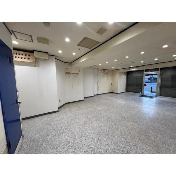 ラヴィ城北の内装