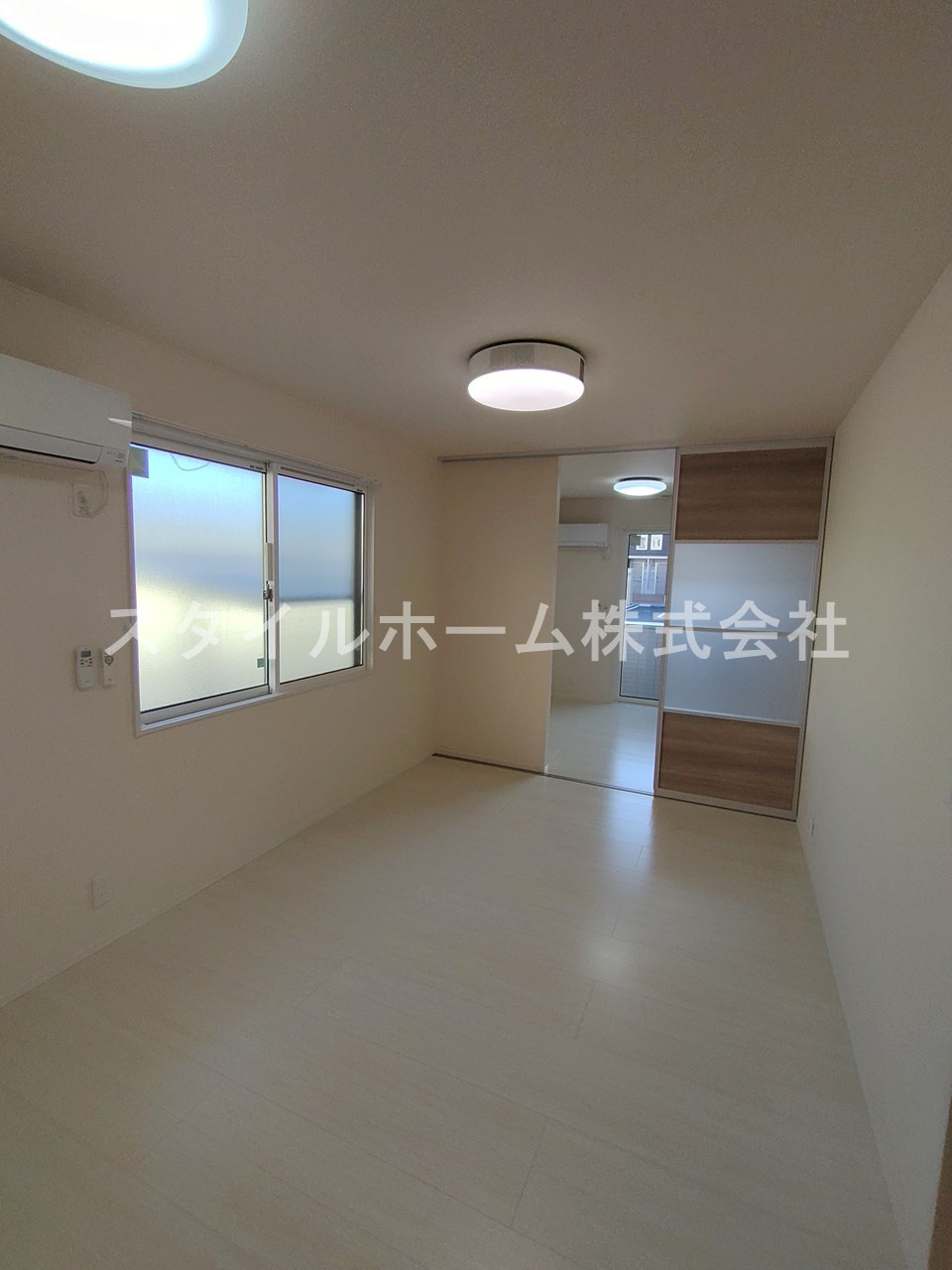 グリーンパーク弥生Ａの居間・リビング