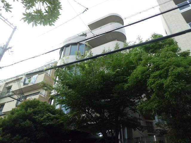 エルム御影の外観