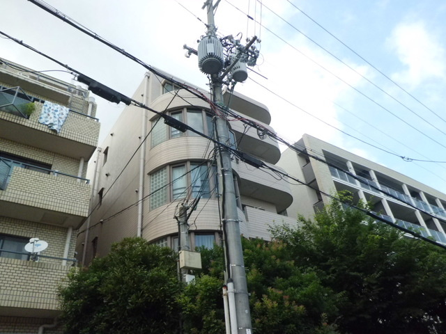 エルム御影の外観