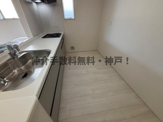 【キッチン】 | 神戸市垂水区福田5丁目　新築戸建　仲介手数料無料！ | きれいなキッチンです