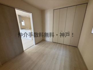 【洋室】 | 神戸市垂水区福田5丁目　新築戸建　仲介手数料無料！ | スタンダードな洋室です