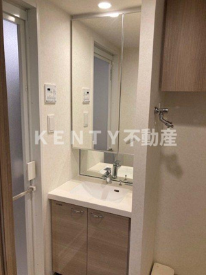 【洗面所】 | ルーブル武蔵新城七番館 | 洗面所です