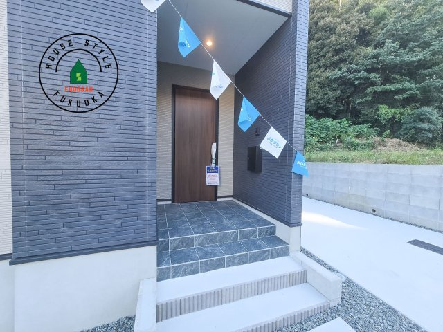 福岡市東区松崎3丁目第1-1棟（1号棟）の玄関|おでかけの時も帰った時も、「我が家」を最初に感じでもらえる素敵な空間に。