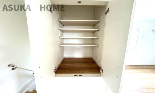 神奈川県横浜市旭区本宿町 戸建ての収納