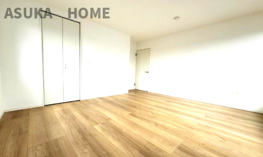 神奈川県横浜市旭区本宿町 戸建ての洋室|ウォークインクローゼット付き7.2帖のマスターベッドルームは居心地◎