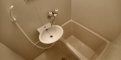 【浴室】 | レオパレスＭａｕｎａ | きれいなお風呂です