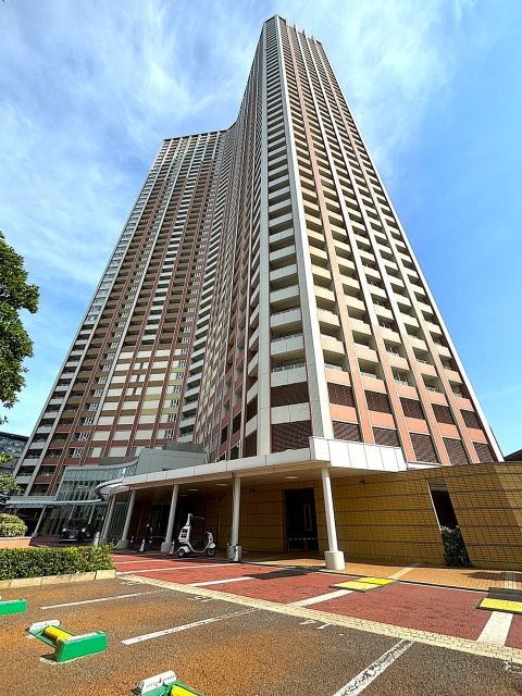 芝浦アイランドケープタワーの外観|48階建て総戸数1095戸
タワーレジデンス