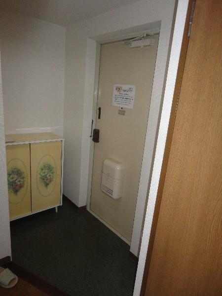 蔵下館の玄関
