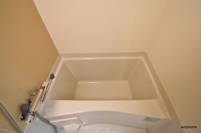 パークヒルズ新大阪ウィル　仲介手数料無料の浴室