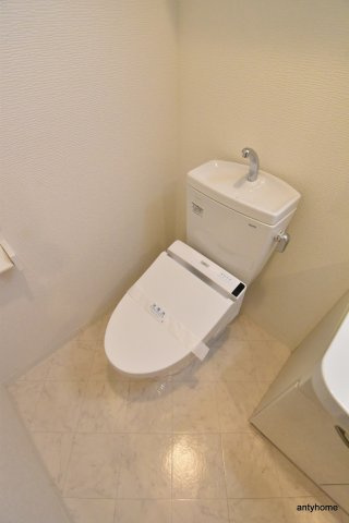 パークヒルズ新大阪ウィル　仲介手数料無料のトイレ