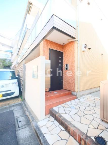 モンクレール石神井のエントランス