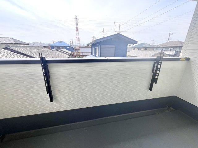 【新築戸建】藤岡立石24-1期のバルコニー|■バルコニー｜空が見える広々としたバルコニー♪家族で星空観賞ができて夜が楽しみになりますね☆