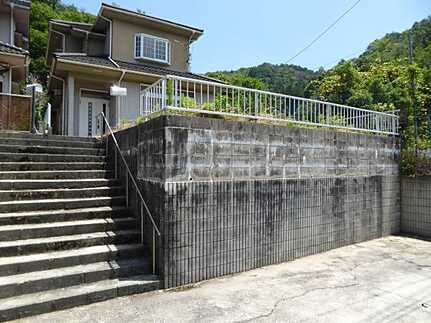 山県郡北広島町本地字明神山の外観