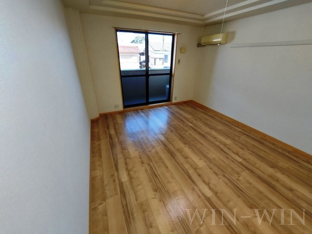 グランデール栄の居間・リビング