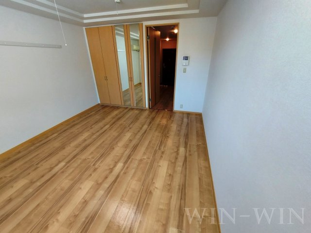 グランデール栄の居間・リビング