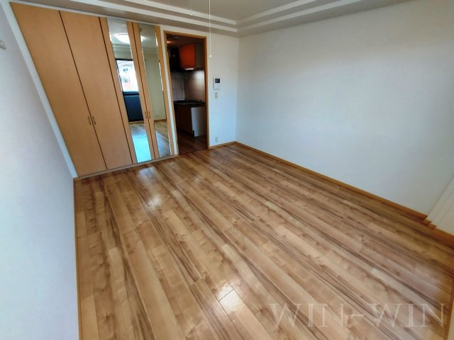 グランデール栄の居間・リビング