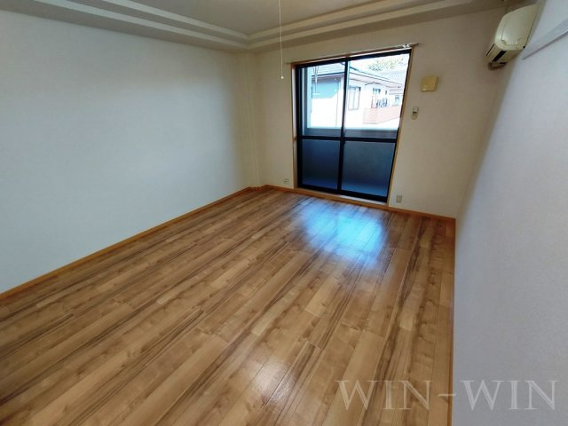 グランデール栄の居間・リビング