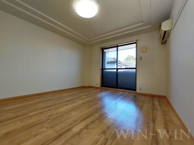 グランデール栄の居間・リビング