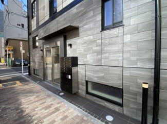 【エントランス】