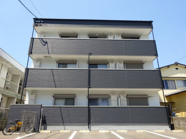 伊万里駅前ルッソ