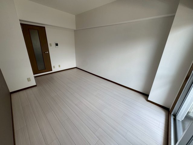 シンフォニーレジデンス柴原の居間・リビング