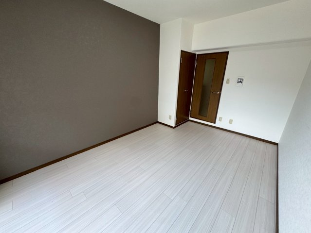 シンフォニーレジデンス柴原の居間・リビング