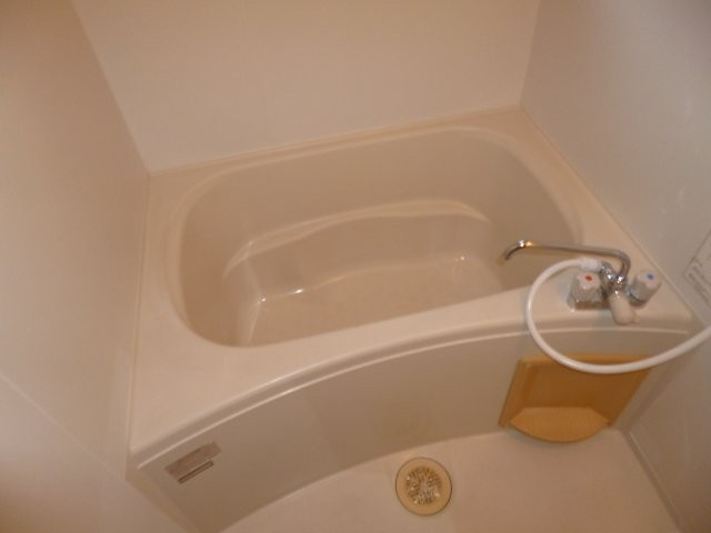 メゾンデラＷ　Ｂの浴室