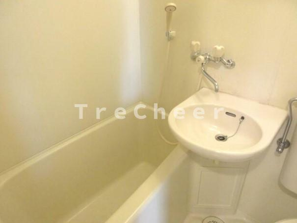 池袋ハイツの浴室