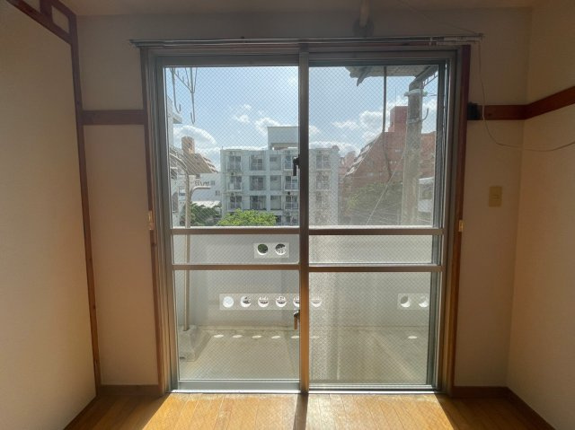 シティーハウス泊の洋室