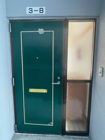 シティーハウス泊の玄関