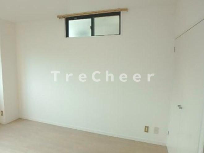 ベルクハイムの洋室