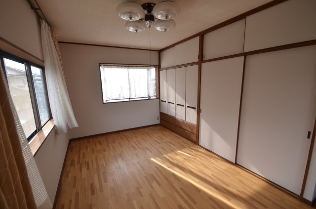 中古住宅　若松区高須北1丁目の洋室|2F部屋