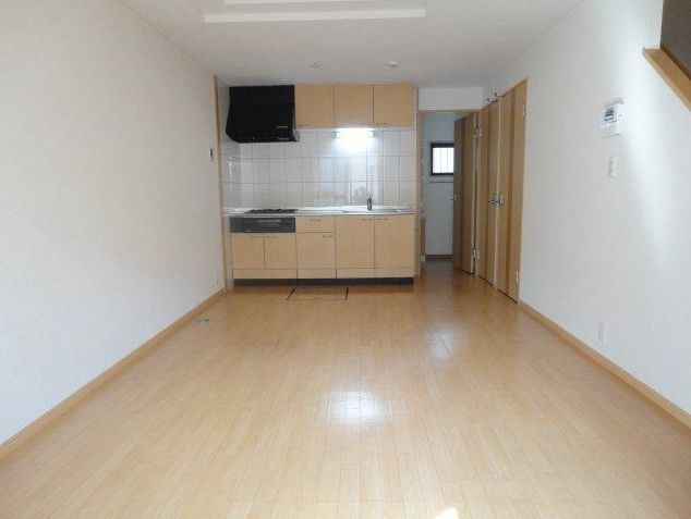 URBAN　DELIGHTの居間・リビング|※別号室参考写真