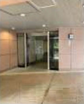 【エントランス】 | ソシエ北大阪１番館 | スーパーやホームセンター等近く生活至便！
300戸超えの大規模マンション♪