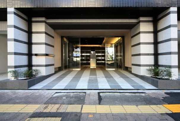 AXAS池袋レジデンスのエントランス