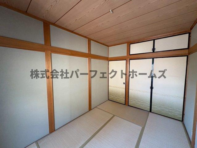 池田1丁目戸建　賃貸の和室|和室があれば、来客や子供用のスペースとして活躍します