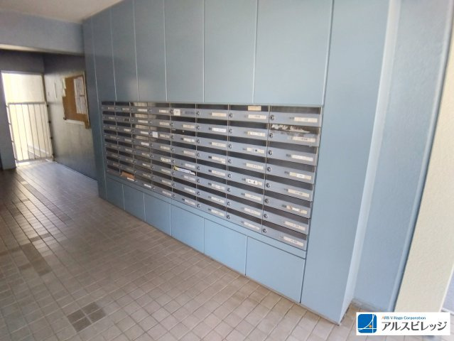 志木ニュータウン南の森弐番街8号棟のその他共用部分|集合ポスト