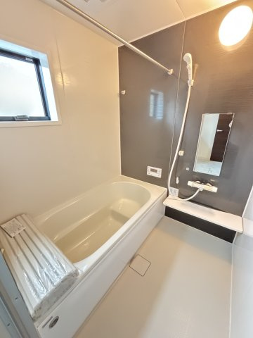 桜井市大字浅古全２棟の浴室