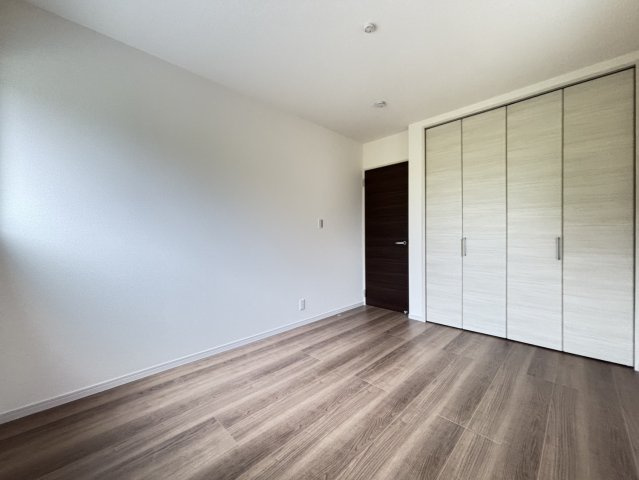 桜井市大字浅古全２棟の洋室