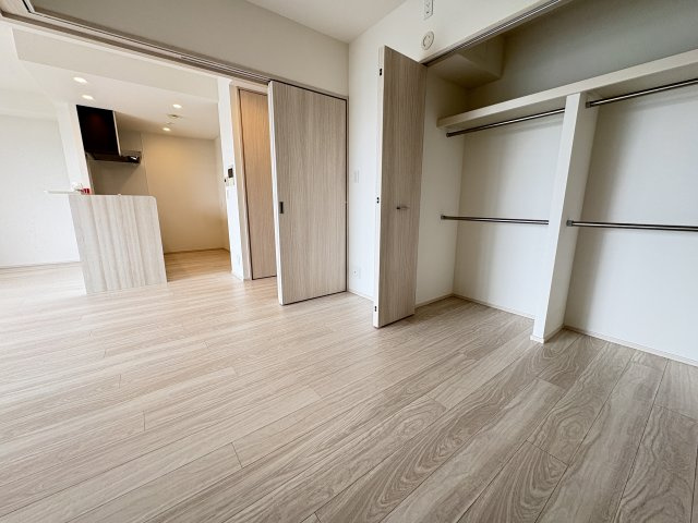 〇ブランシエラ那覇古波蔵パークフロントの洋室|ゆったり過ごせる居間です