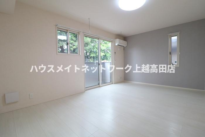 メロディアの居間・リビング|リビング