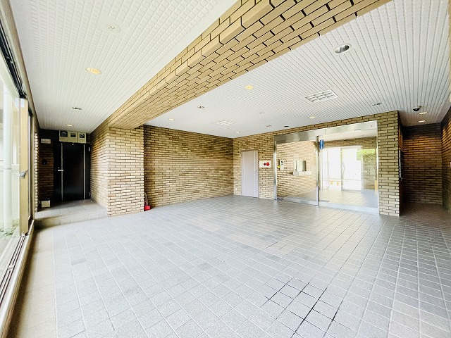 【エントランス】 | オリエントハイツJR千鳥駅前