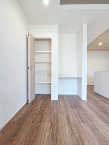 【収納】 | 知多市八幡汐海道　2号棟 | リビング収納