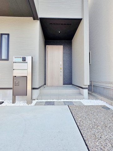 【玄関】 | 知多市八幡汐海道　2号棟