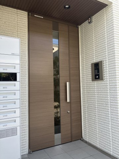 【エントランス】 | 設備の整ったエントランスです♪