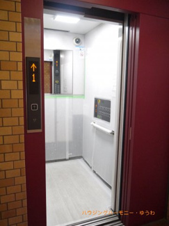 【その他共用部分】 | 勿論エレベーターが備え付けられています。