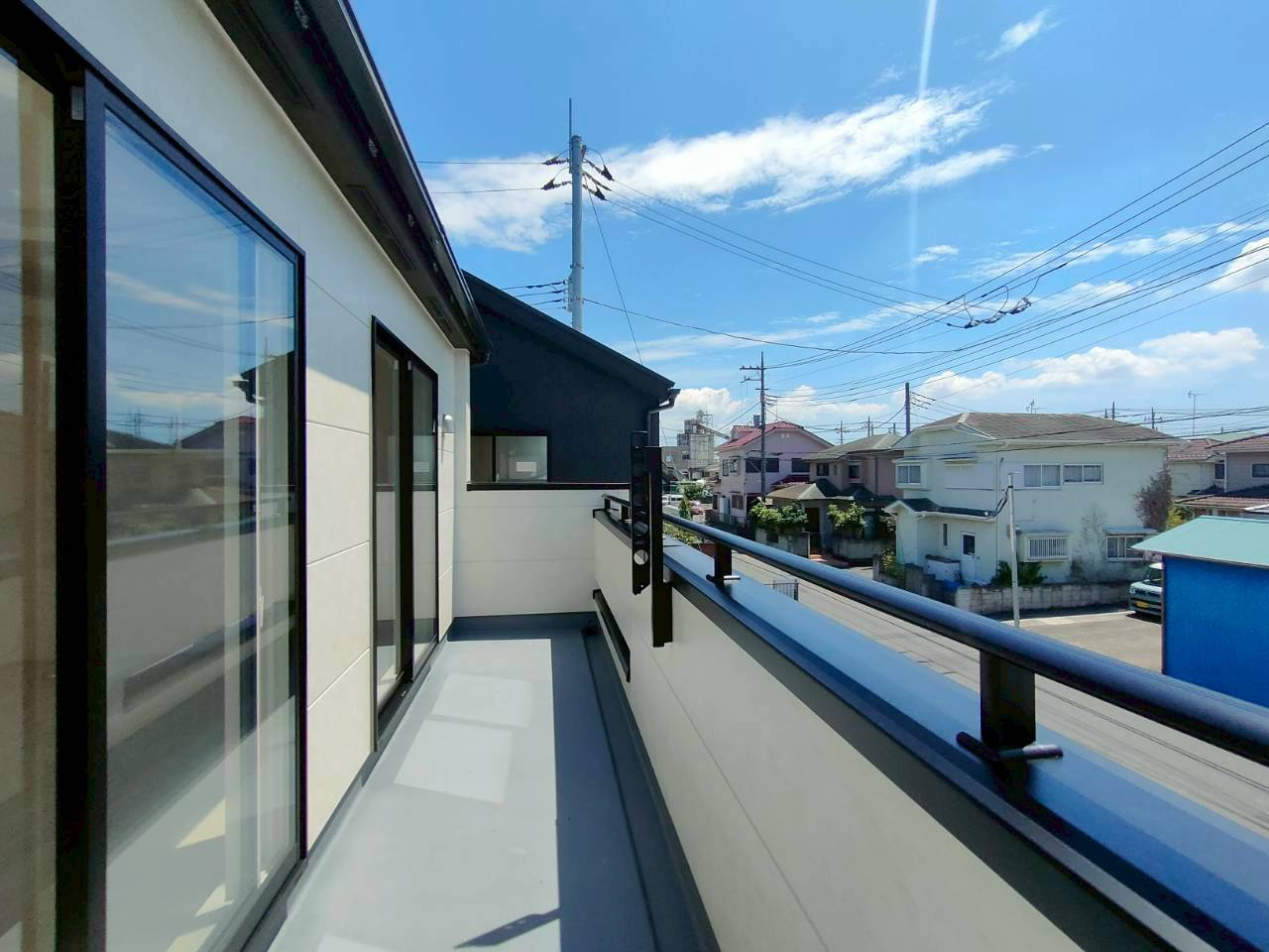 北葛飾郡松伏町　松伏　新築戸建　全5棟のバルコニー|暖かな日差しのふりそそぐバルコニー